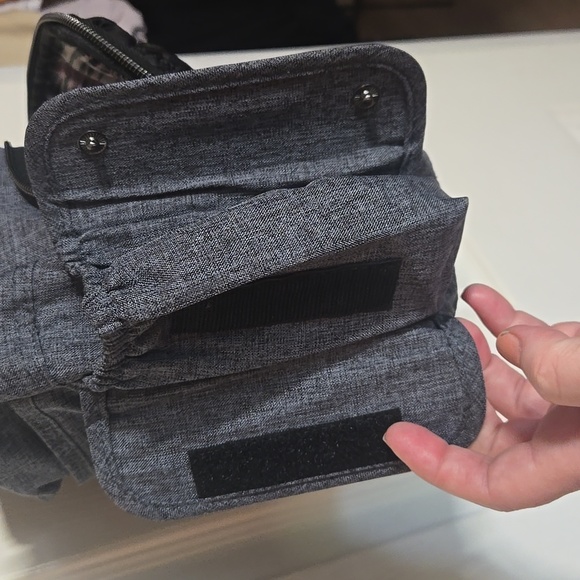 Lug Shimmy SE Crossbody Bag - Picture 6 of 13